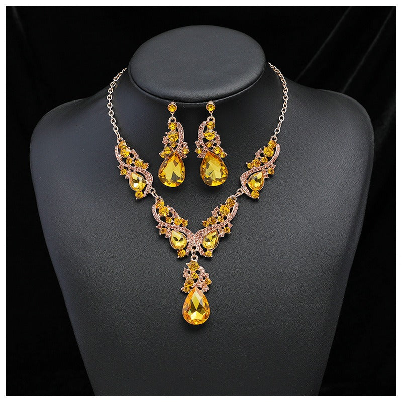 New Exaggerated Style Necklace Earrings Two Piece Set Vintage Alloy Electroplating