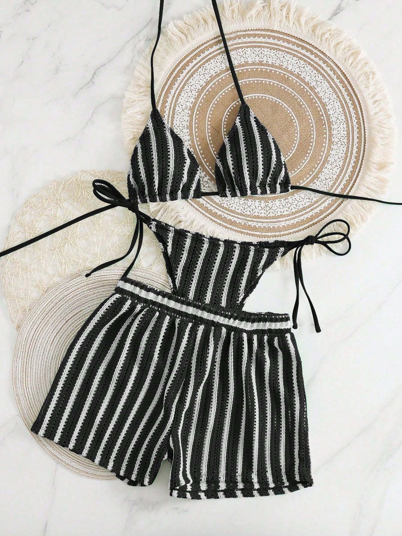 Striped neck hanging bikini swimsuit for women