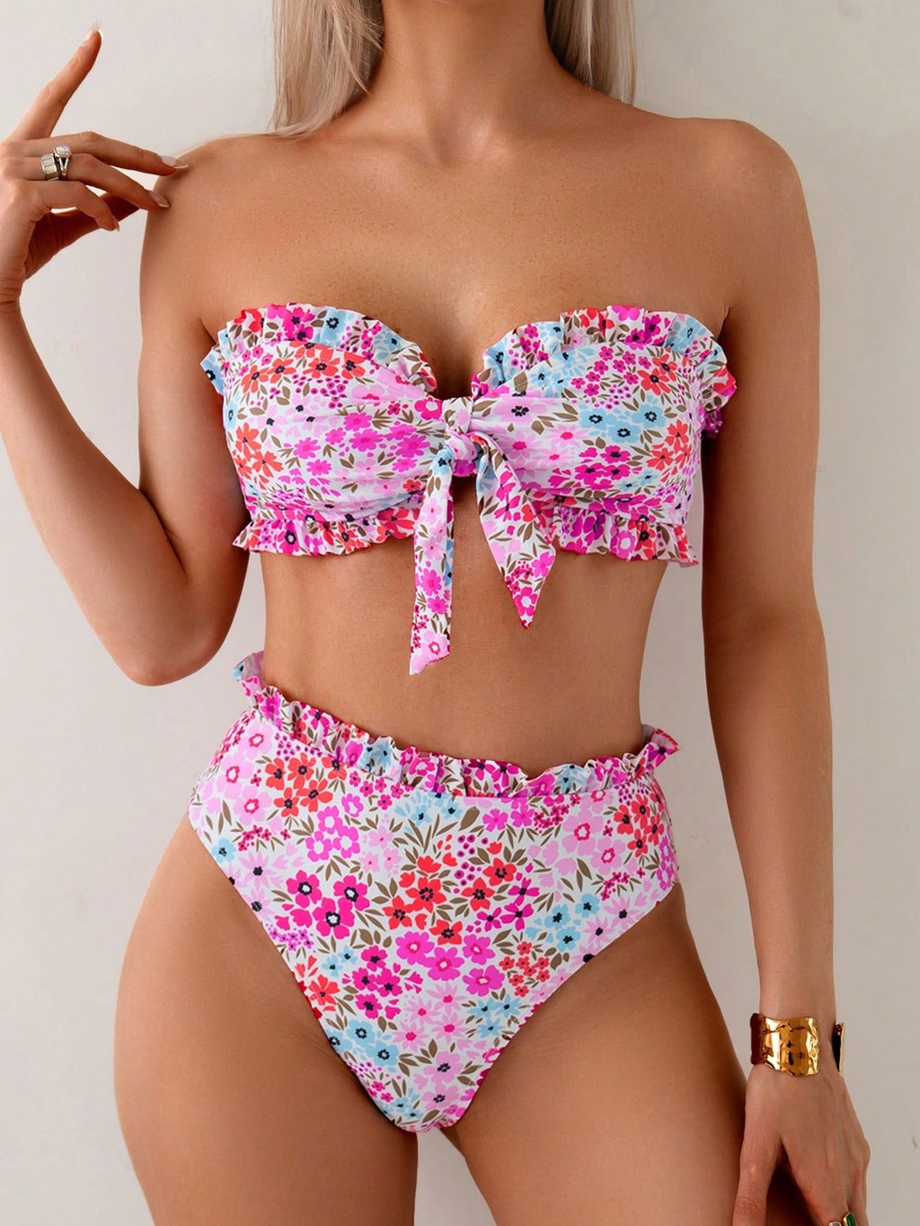 Lace strap three-point swimsuit top bikini