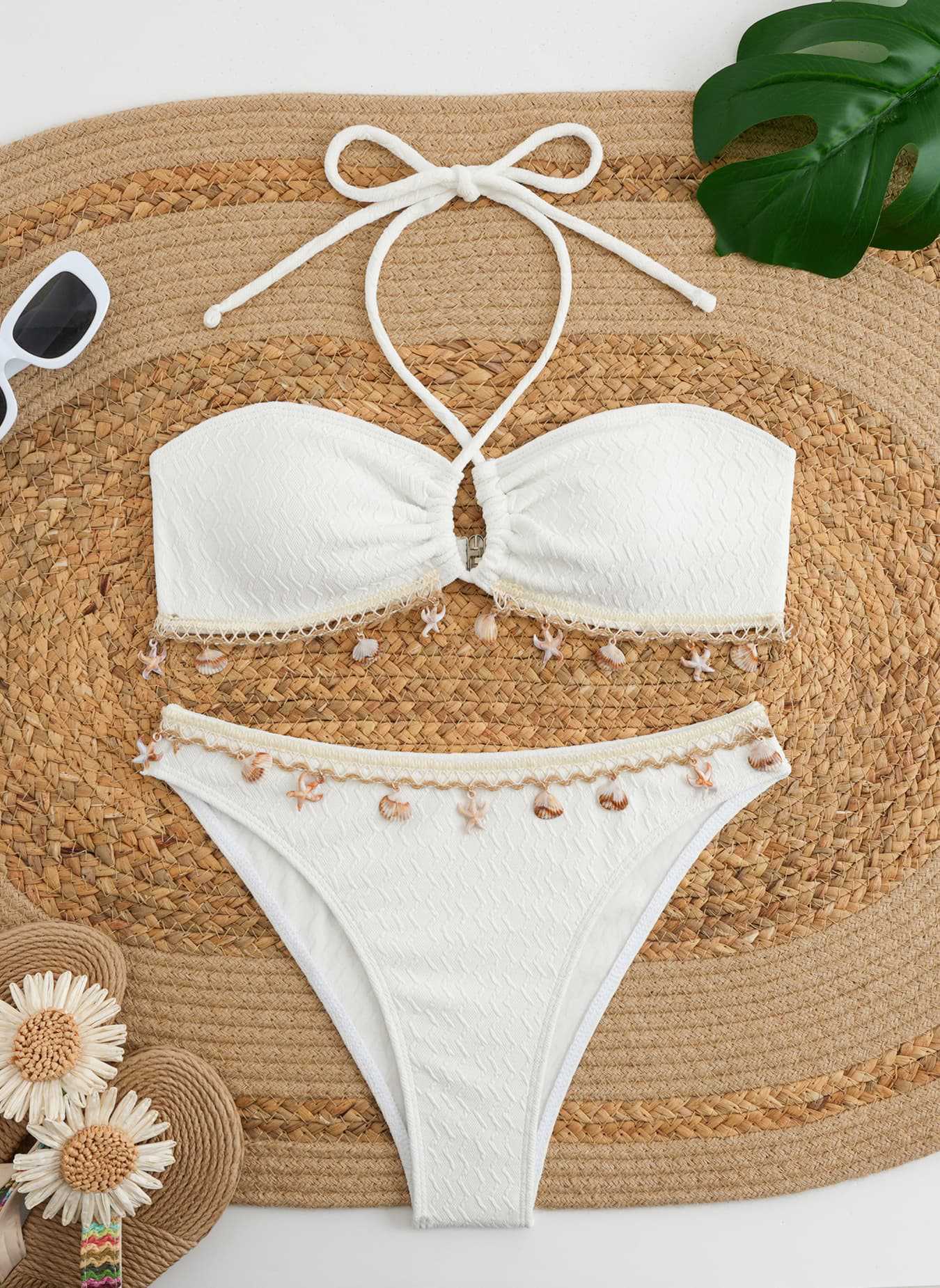 Hanging neck tassel pendant bikini swimsuit for women